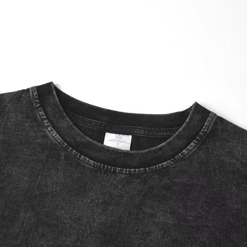 High-Quality Cotton T-Shirt – Retro Print with a Classic Summer Vibe
